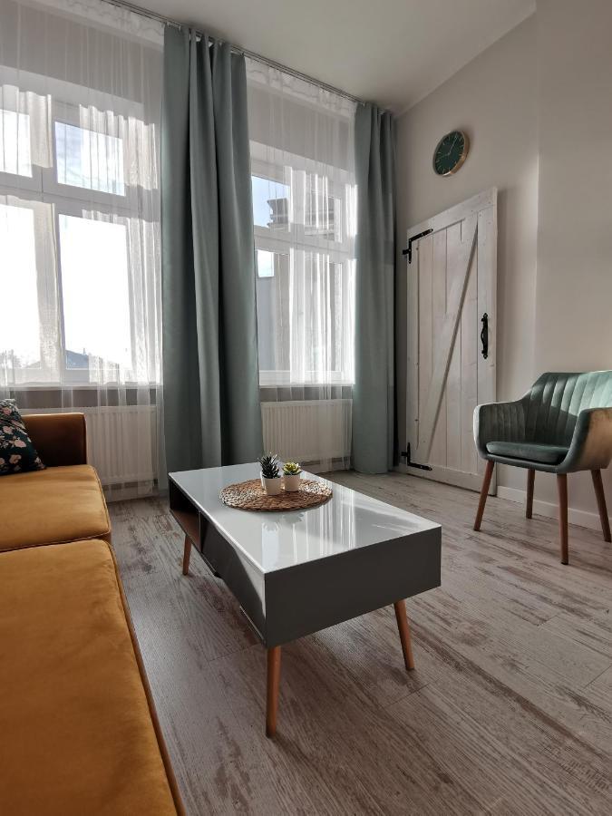 Przytulny Apartament W Centrum Kupiecka-Drzewna Зелёна-Гура Экстерьер фото